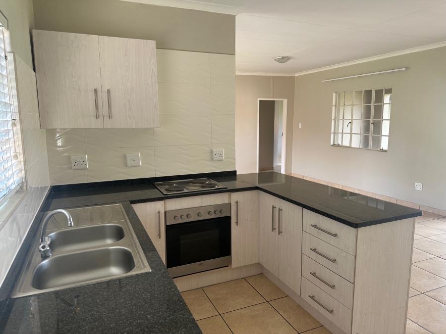 To Let 3 Bedroom Property for Rent in Waterkloof A H North West